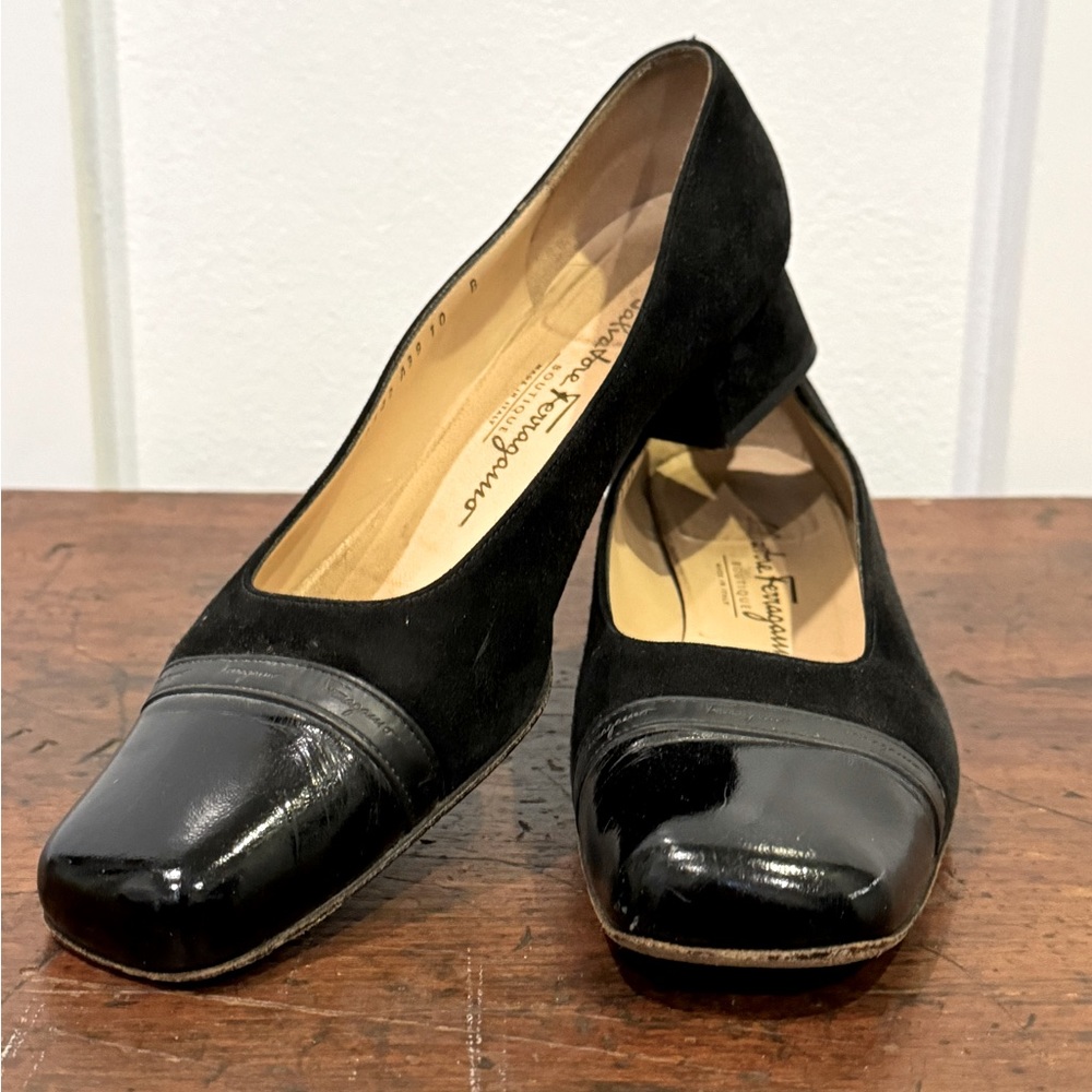 Gorgeous Classic Vintage SALVATORE FERRAGAMO Leather with  Square Toe HeelS - 10